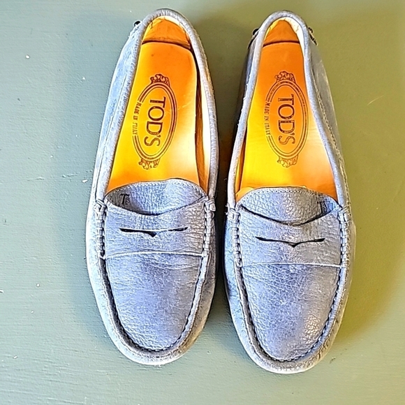 Tod's girls size 4 moccasins/sllippers. Blue suede leather insole. - Picture 1 of 7